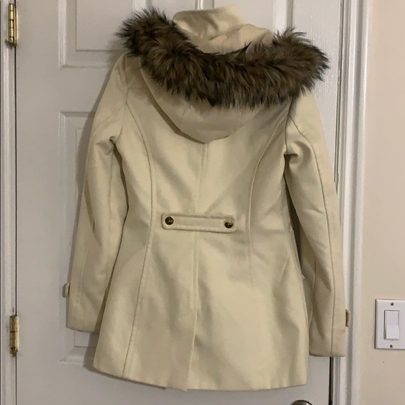 Nice jacket. - Picture 2 of 2